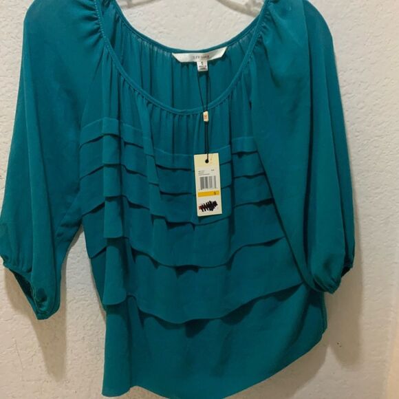 Studio M Womens Green Blouse Top Shirt New size Small - Picture 2 of 6